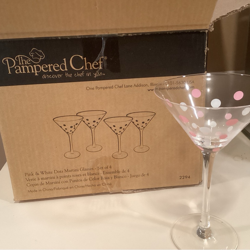 4 pink and white polka dotted martini glasses by Pampered Chef